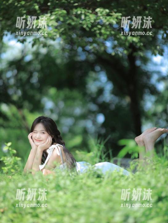 无圣光下的艺术：Zia (지아)DJAWAPhoto圣诞特别篇2020展现节日背后的真实与梦幻
